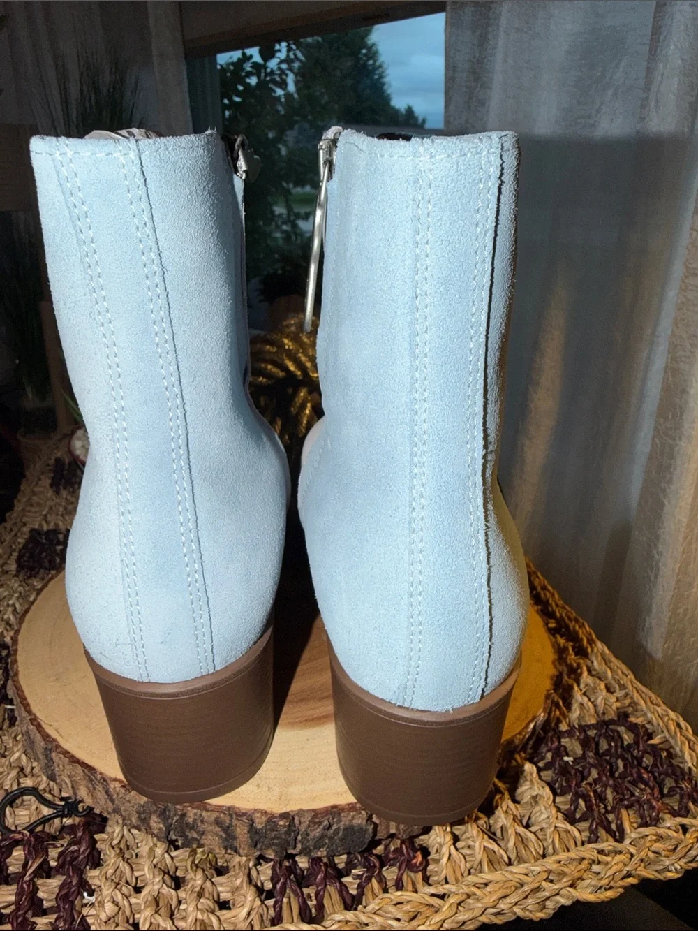 Lazo Luna Two-Tone Suede Ankle Boots Blue White Women’s Size 7 NIB